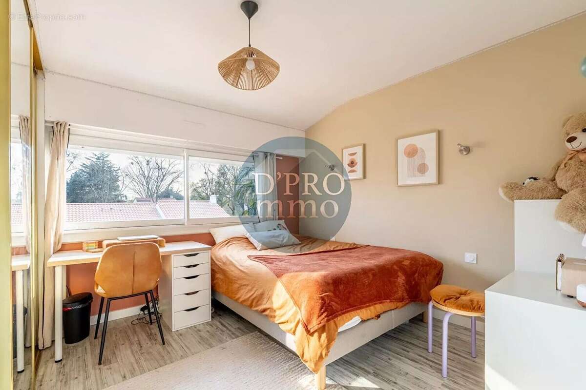 Maison rénovée avec piscine - 142 m² - Suite parentale - Vertou Portereau - photo 10