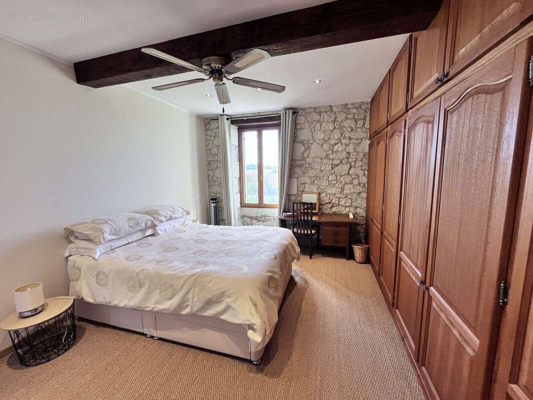 Maison à PARDAILLAN