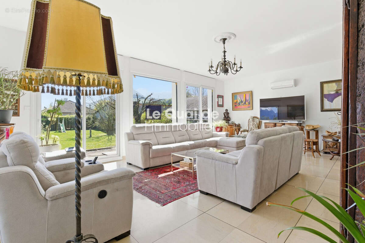 Maison à VARCES-ALLIERES-ET-RISSET