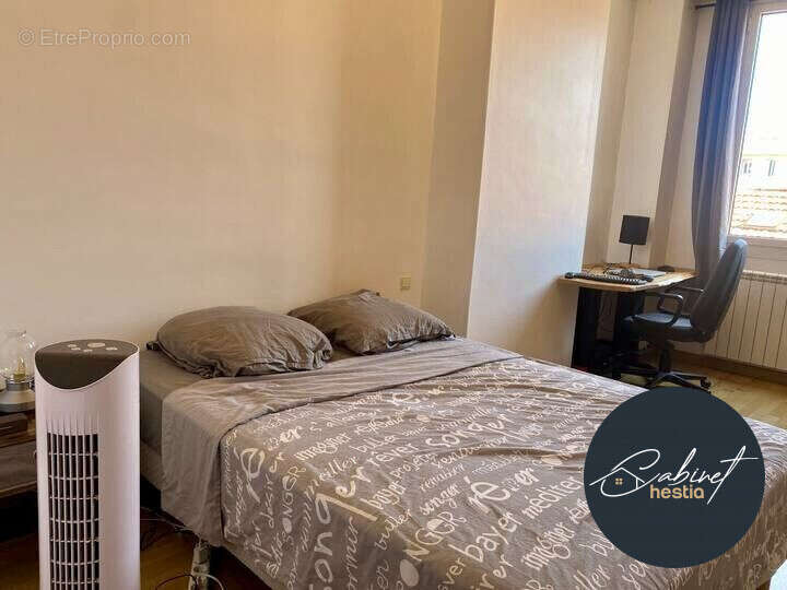 CHAMBRE ET BUREAU - Appartement à NICE