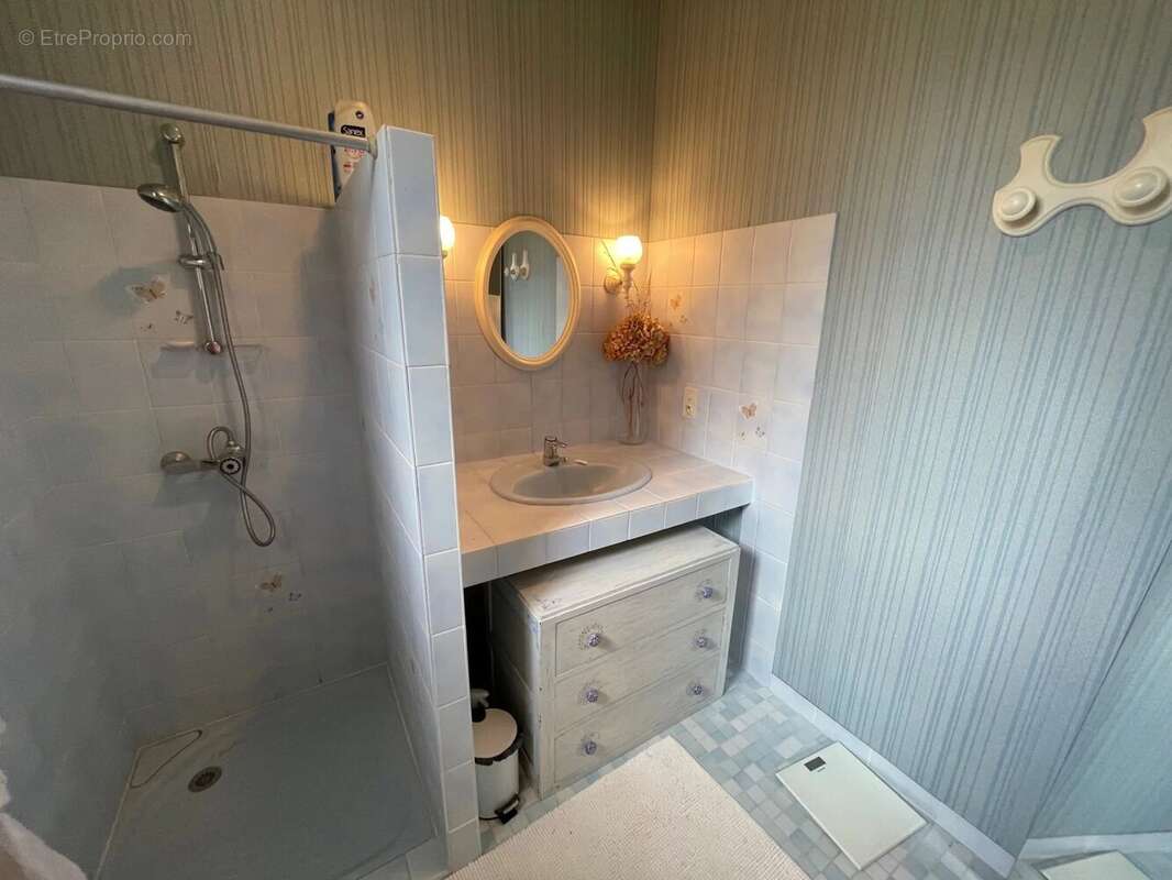 Maison familiale périgourdine contemporaine dans un cadre idyllique - photo 10
