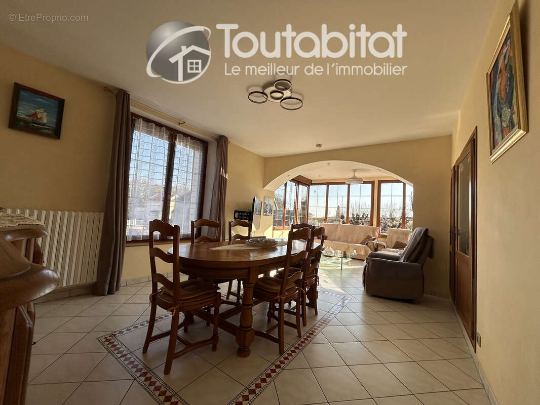 Maison à SAULCES-MONCLIN