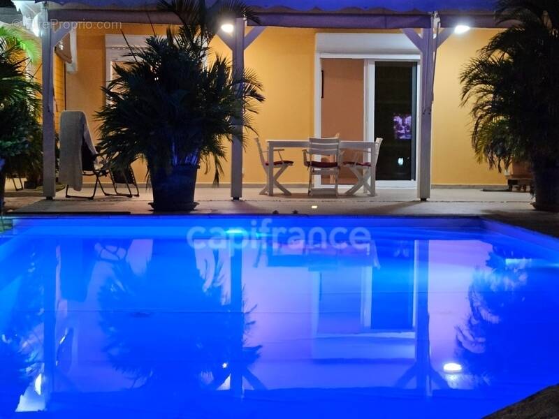 Maison à SAINTE-ANNE