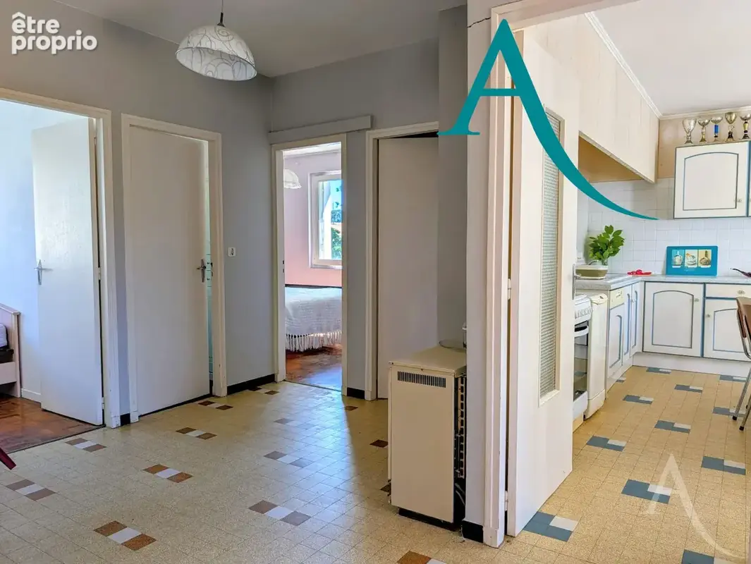 MAISON T4 124 M2 avec T2 , Garage, dépendances,1500m² de terrain. - photo 5
