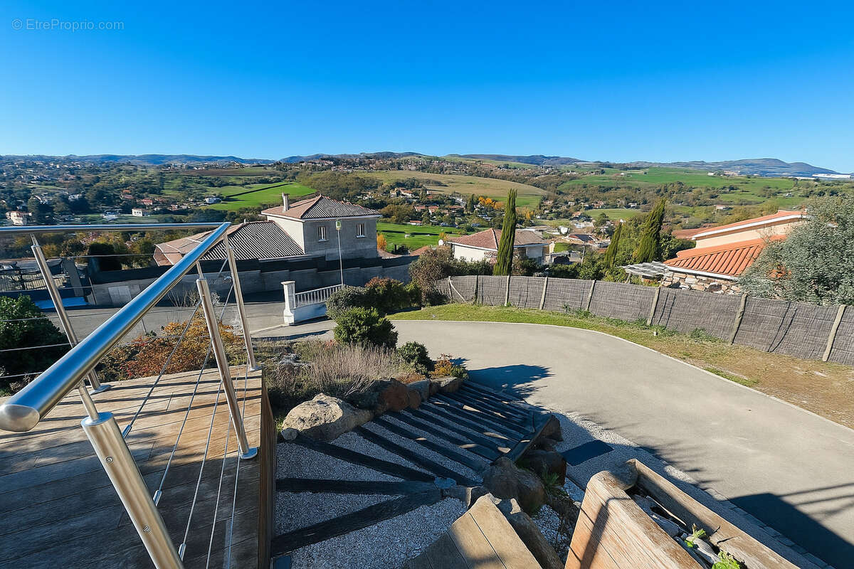 Maison à SAINT-MARTIN-LA-PLAINE