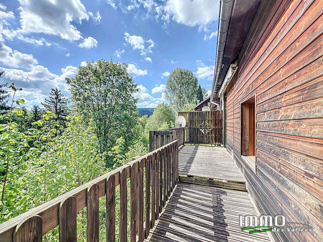 Appartement à LA BRESSE