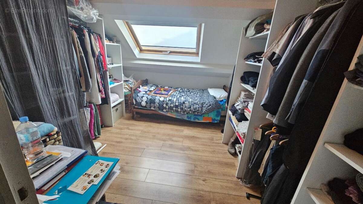 Maison à HOUDAN
