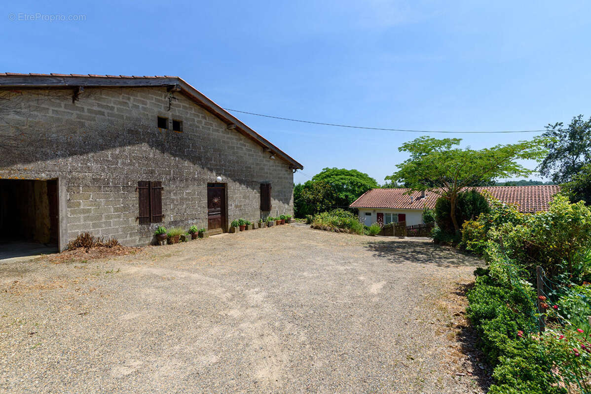 Maison à HAGETMAU