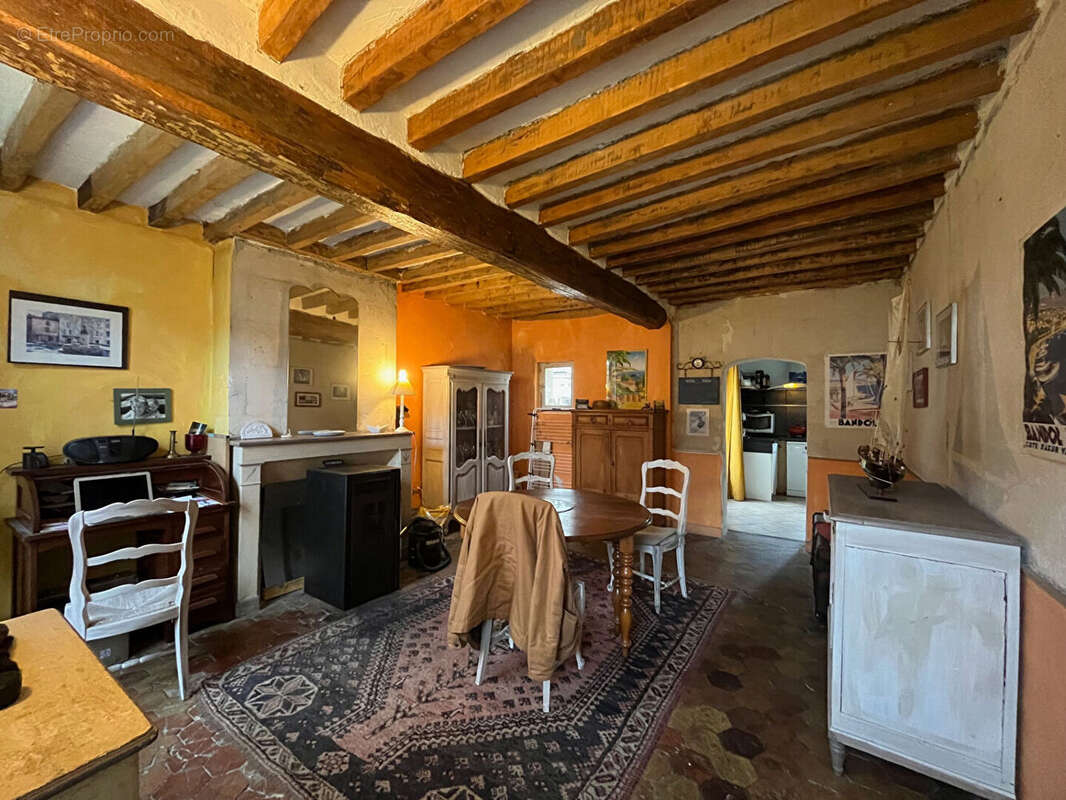 Maison à CUISE-LA-MOTTE