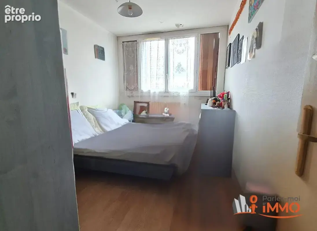 Appartement 55 m² à vendre à Saint-Etienne (42100) - photo 4