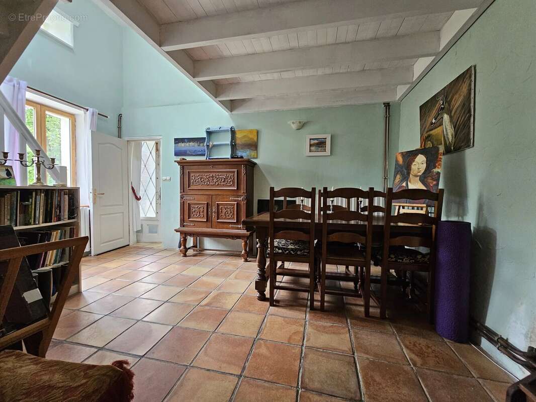 Maison à MONTEMBOEUF
