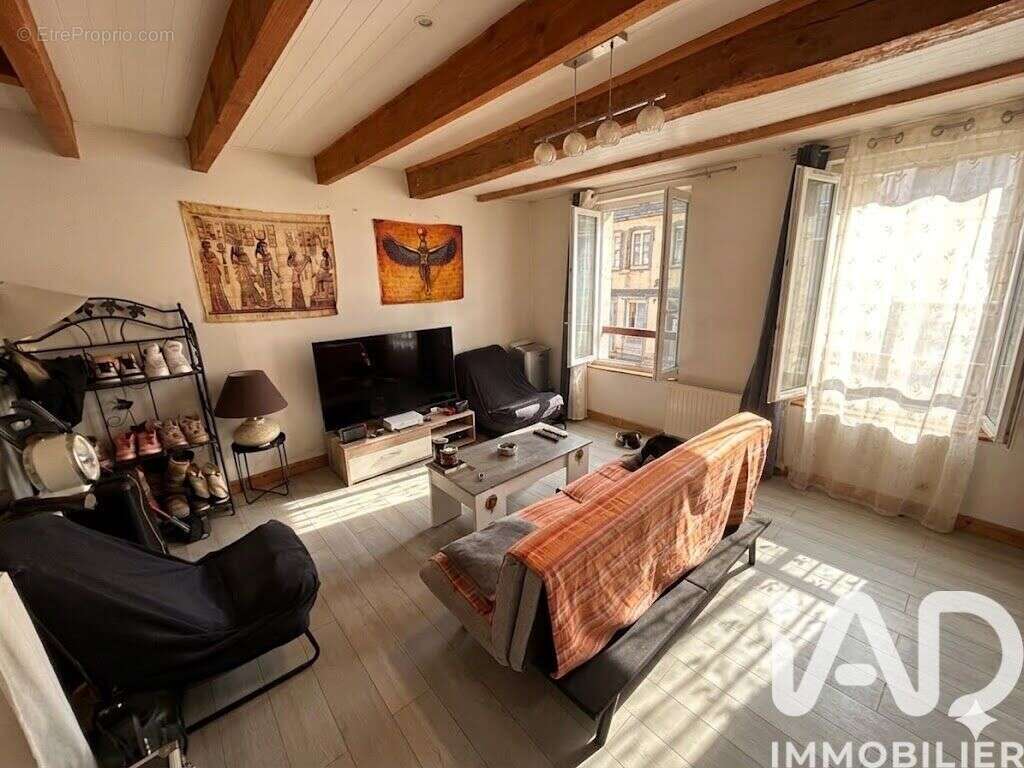 Photo 2 - Appartement à LA RIVIERE-SAINT-SAUVEUR