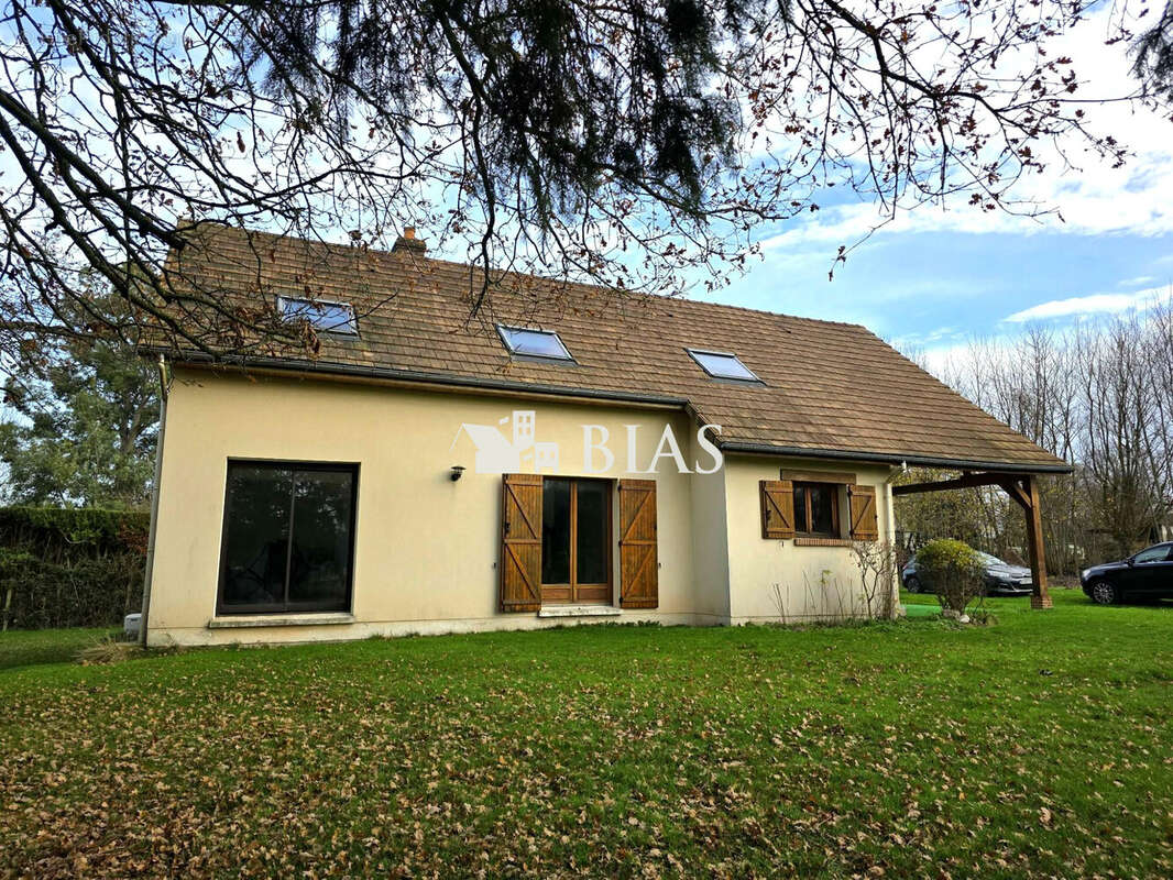 Maison à SAINT-PIERRE-DE-VARENGEVILLE