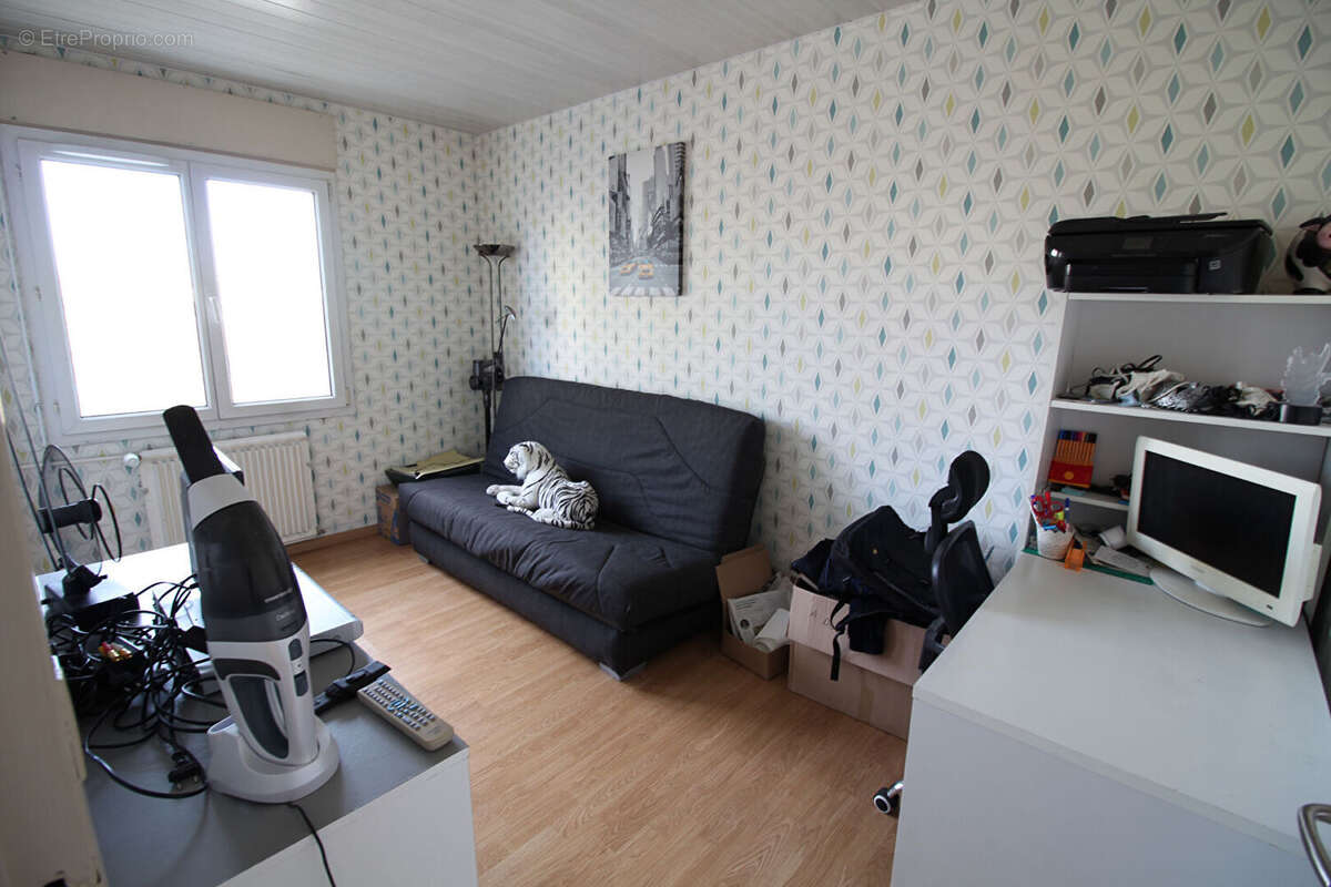 Appartement à SARTROUVILLE