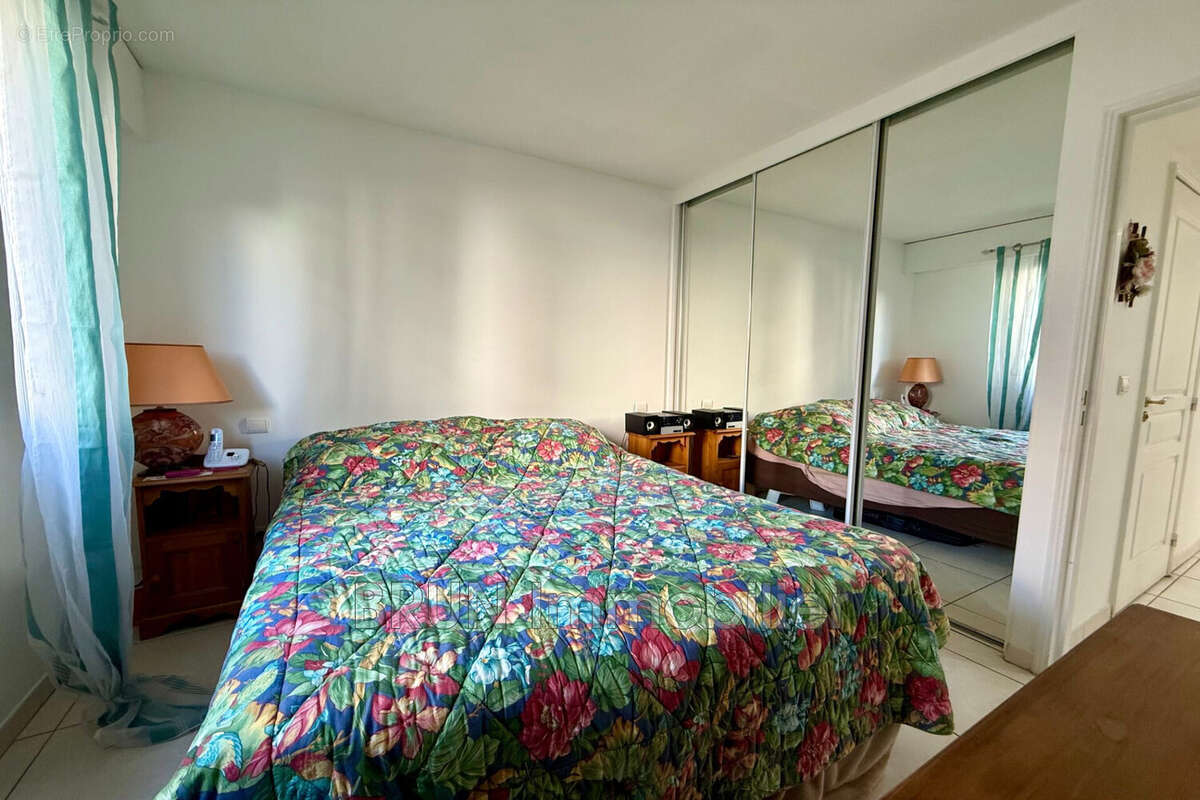 Appartement 60 m² à Antibes  - photo 6