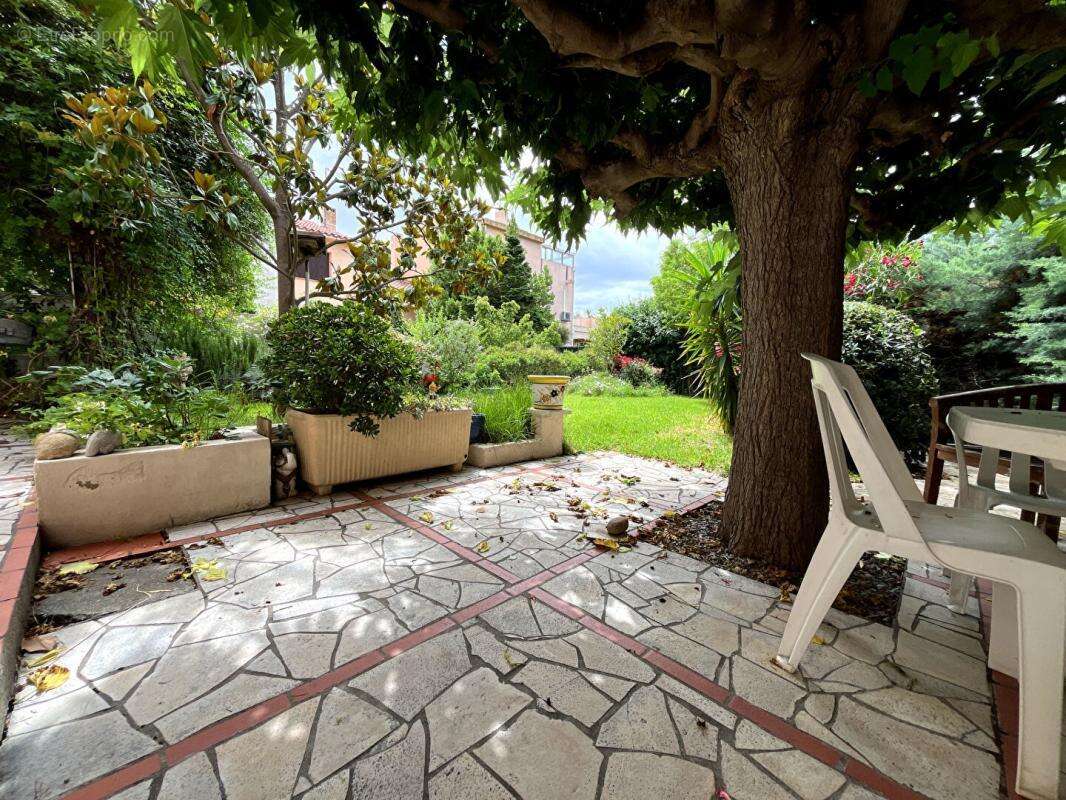 Charmante villa familiale de style Architecte de 184 m² sur un terrain 4 faces piscinable dans un secteur très calme - photo 4