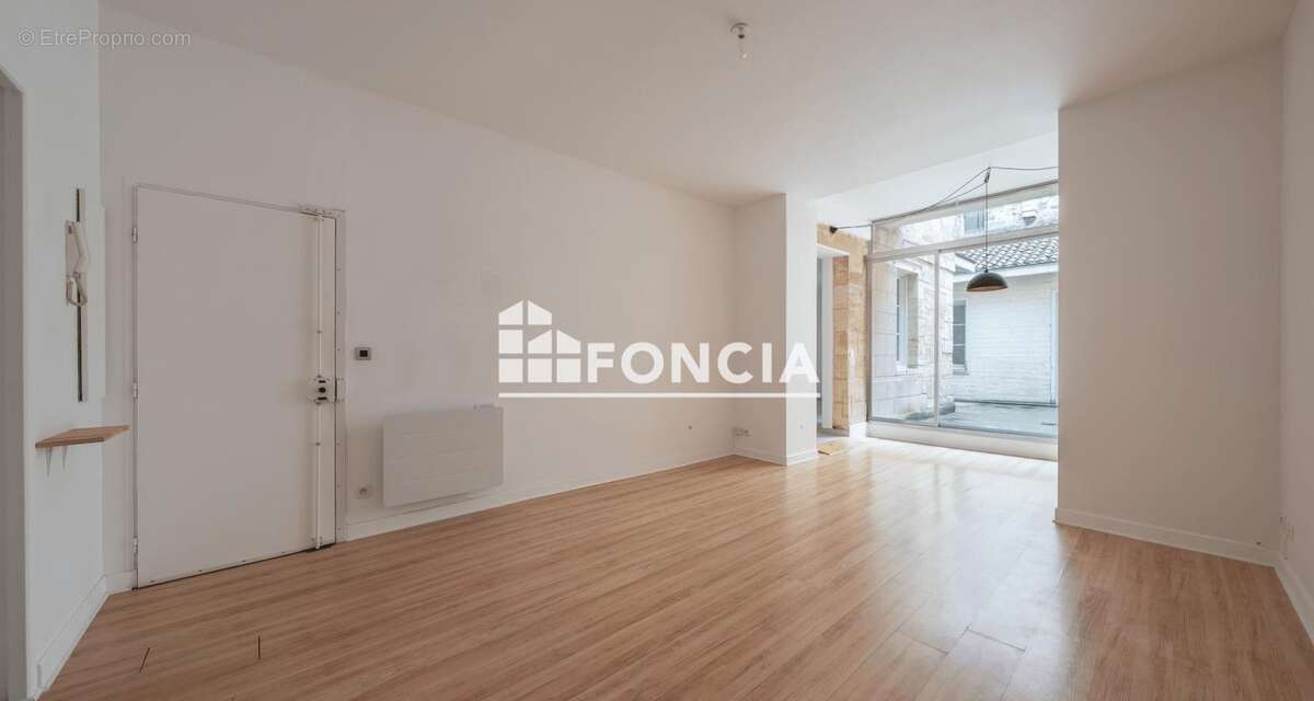 Appartement à BORDEAUX