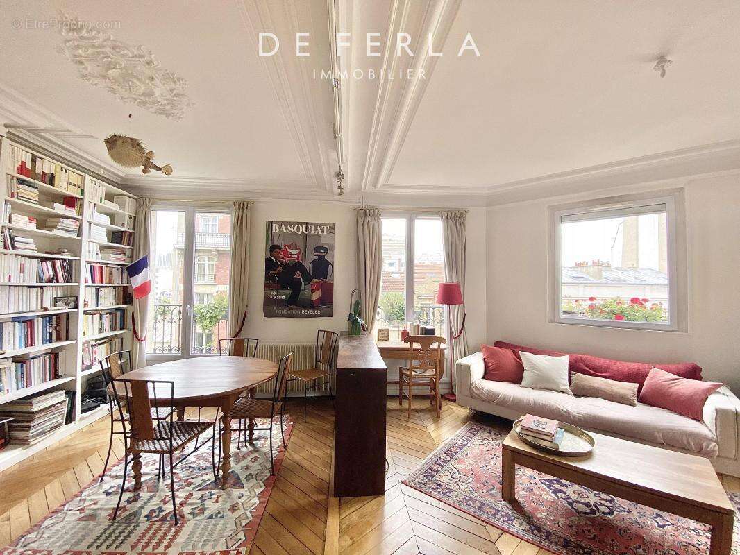 Appartement à PARIS-14E