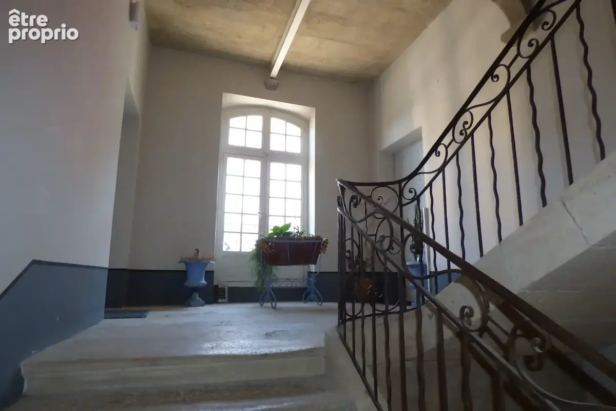 Dans immeuble classé monument Historique - photo 12