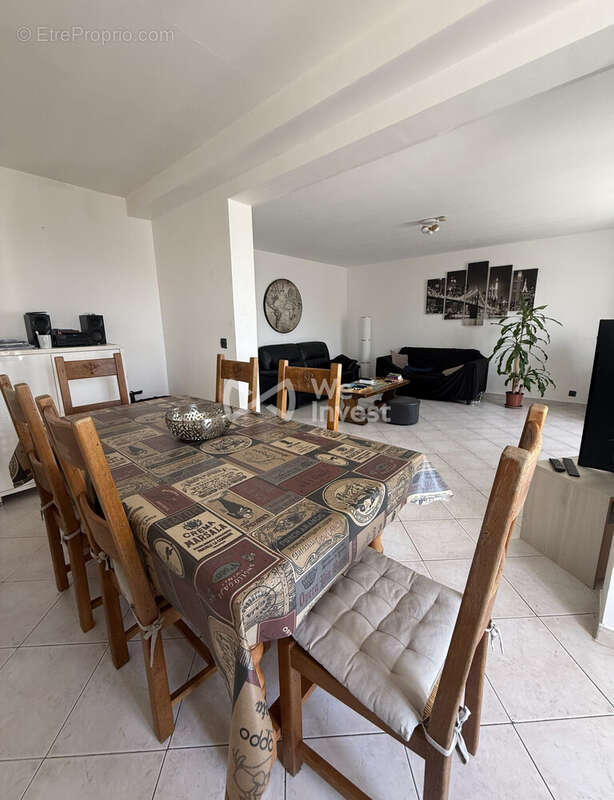 Appartement à MOUROUX