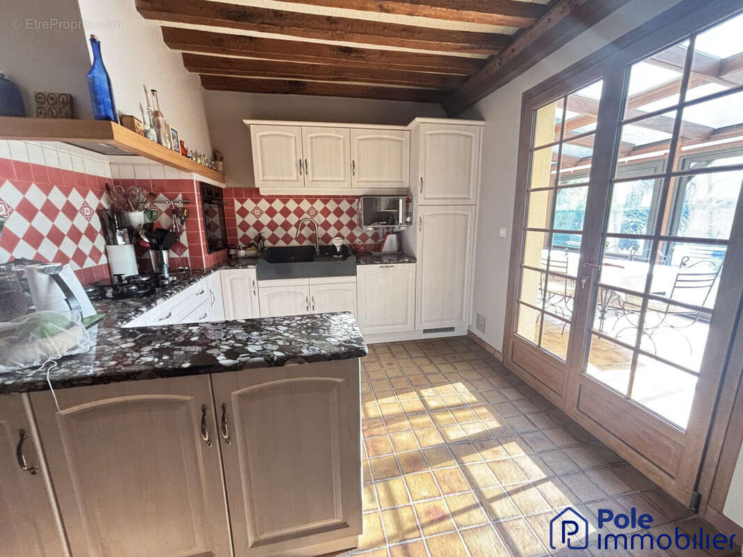 MAISON 7PP-CUISINE AMENAGEE ET EQUIPEE - Maison à MONDEVILLE