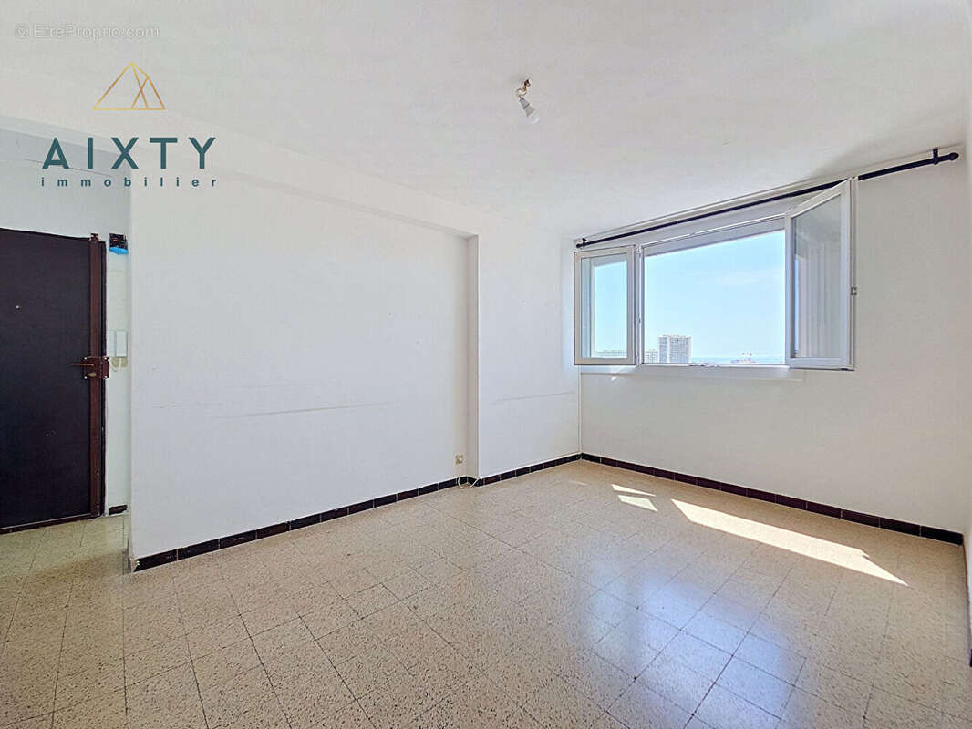 Appartement à MARSEILLE-14E