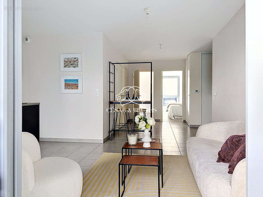 Appartement à NEUVILLE-SUR-SAONE