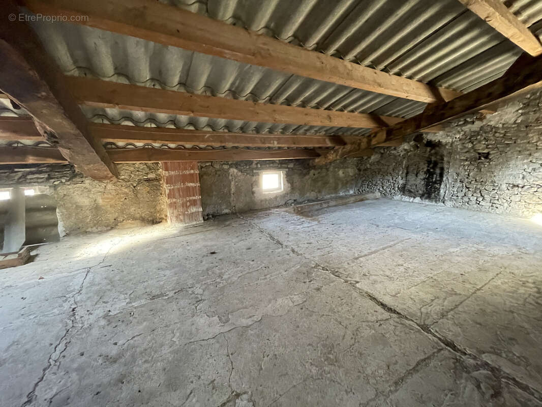 Maison à VAISON-LA-ROMAINE
