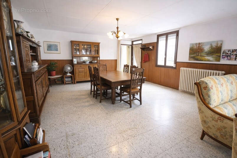 Maison à PONT-SAINTE-MAXENCE