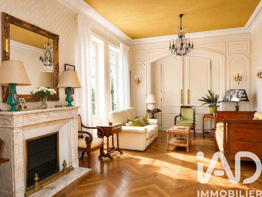 Maison 300 m² à Clermont-Ferrand  - photo 4