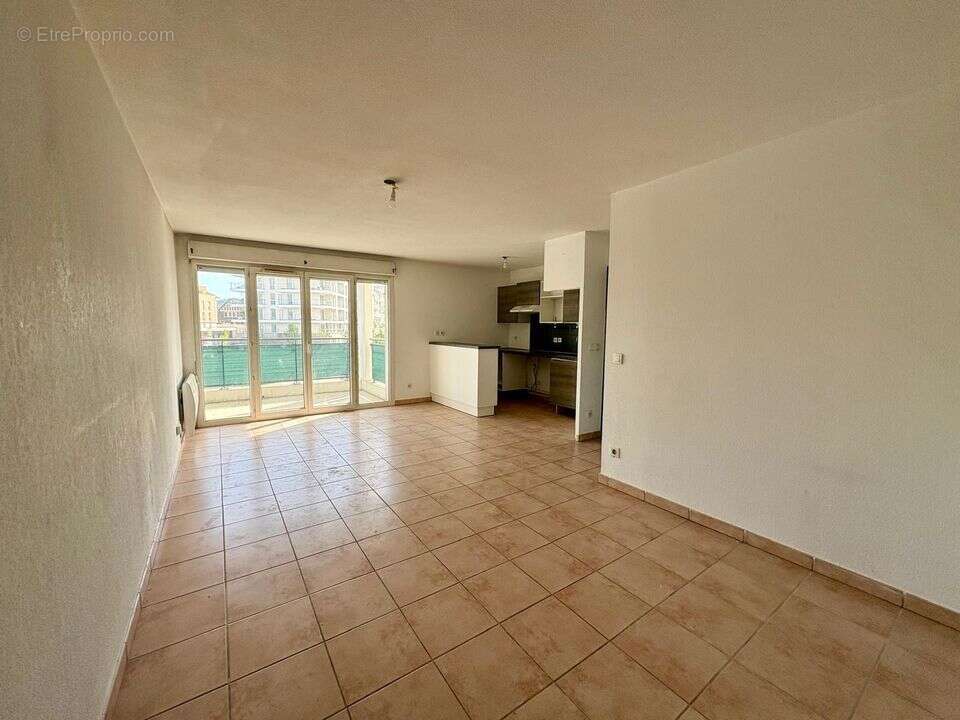 SEJOUR - Appartement à ANNEMASSE