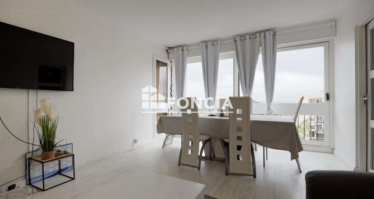 Appartement à RIS-ORANGIS