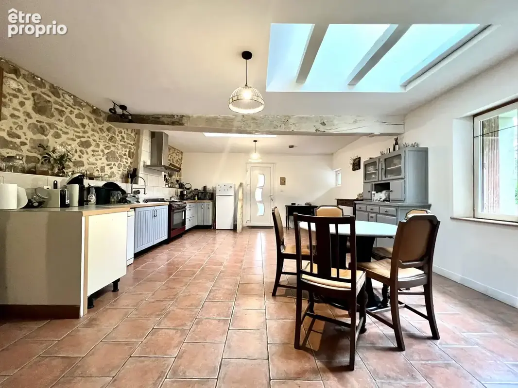 Maison 209 m² à Lauzun  - photo 5