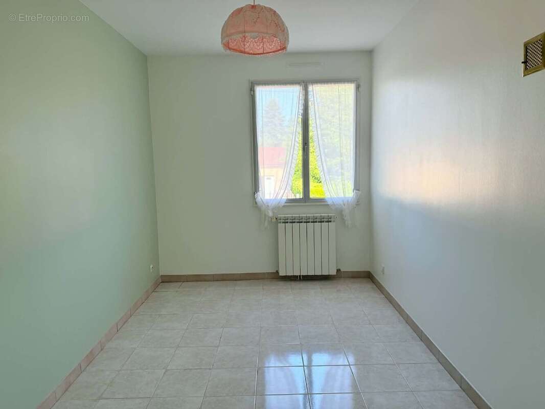 Maison à DIOU