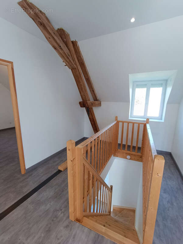 Maison à SANCERGUES