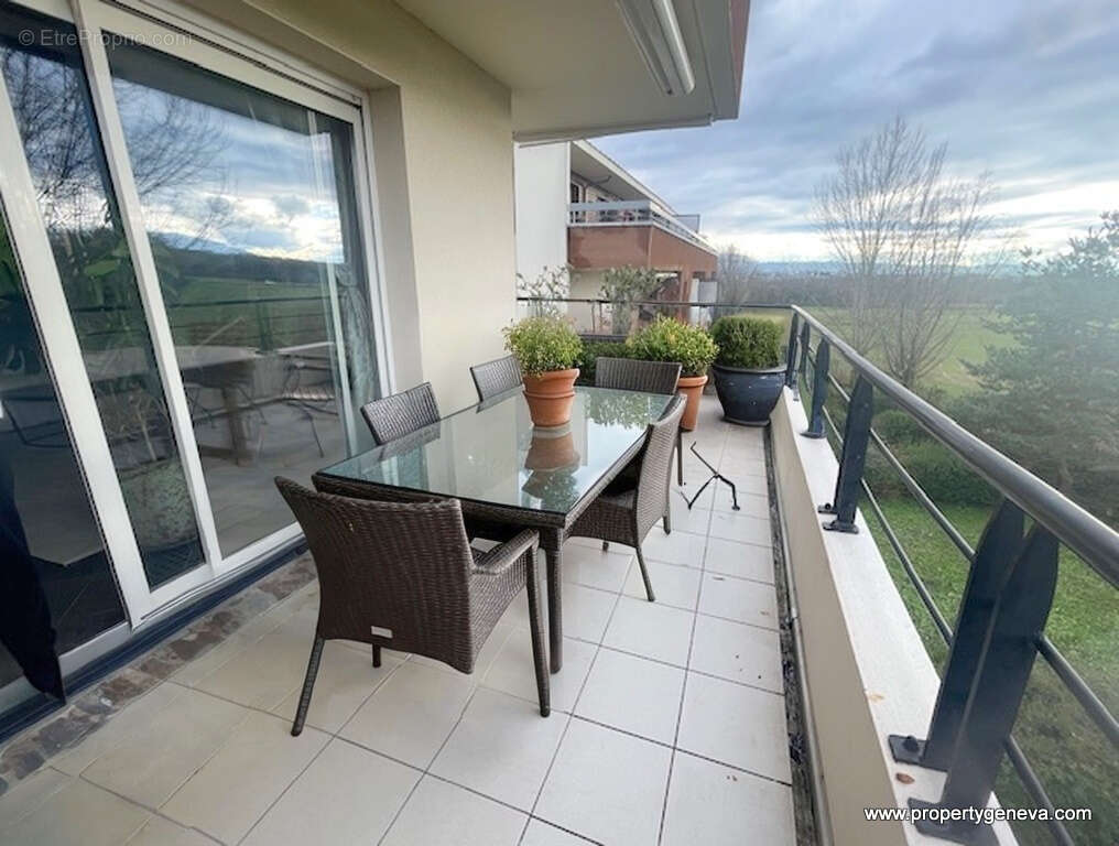 Appartement à PREVESSIN-MOENS