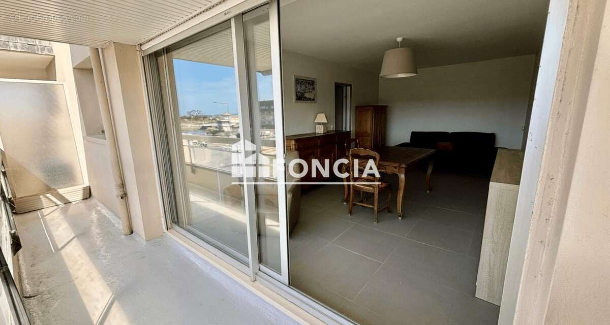 Appartement à COURSEULLES-SUR-MER