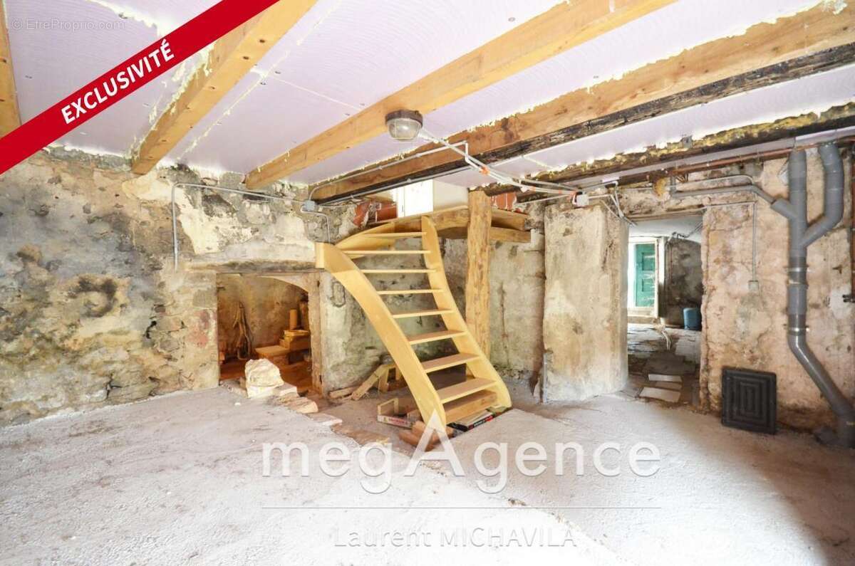 Maison de village 120m2 avec terrasse et garage  - photo 17