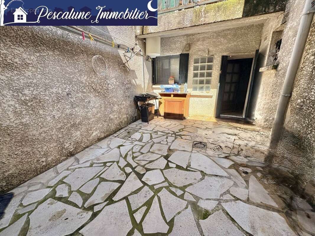 Appartement à LUNEL
