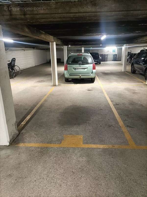 Appartement à MAISONS-LAFFITTE