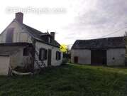 Maison à LURCY-LEVIS