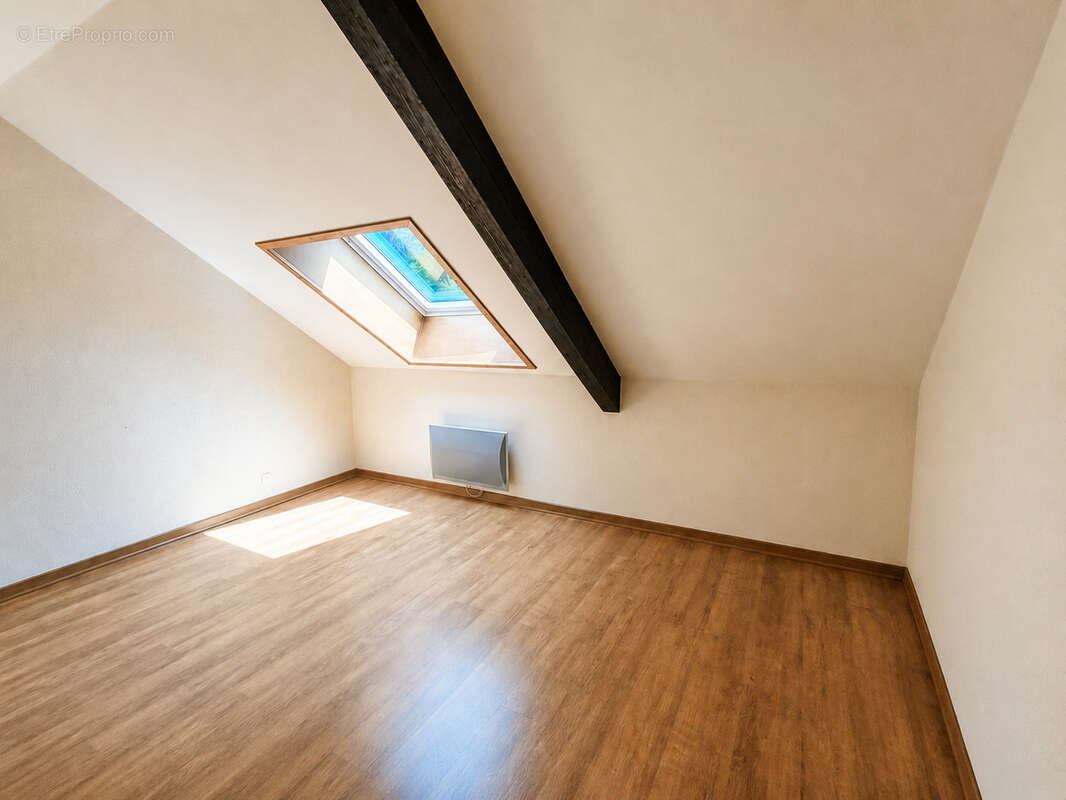 Duplex de 95m2 Carrez, garage et jardin - photo 5