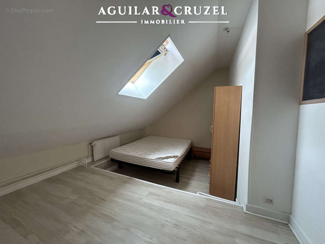 Maison à LA CHAPELLE-SAINT-URSIN