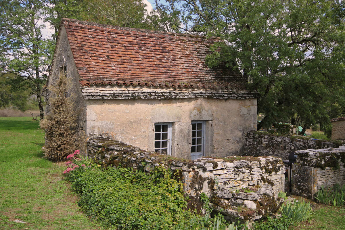 Maison à SAINT-CIRQ-LAPOPIE
