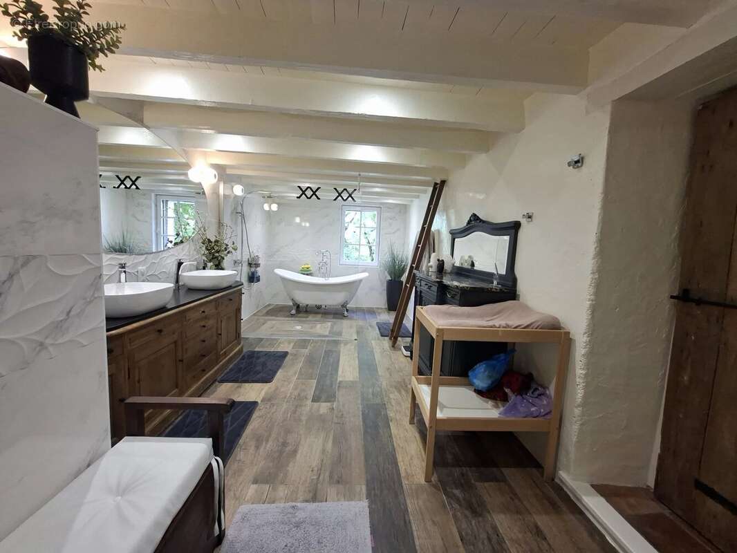 Maison à ROQUECOURBE