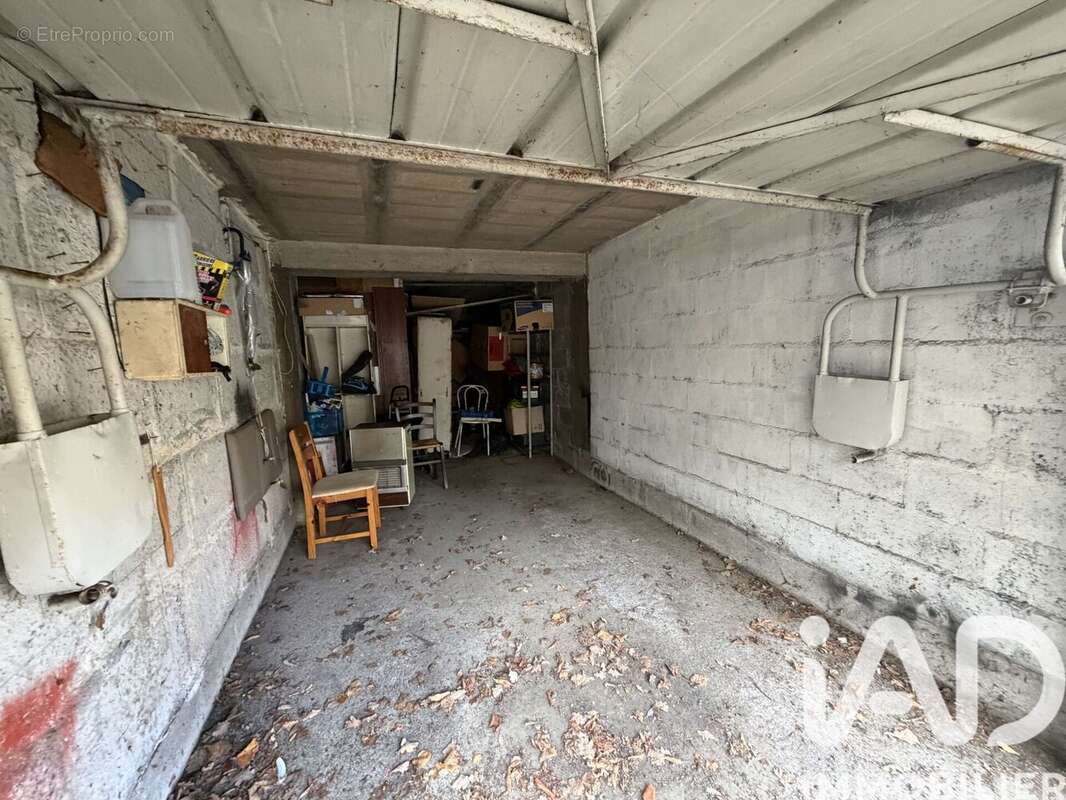 Photo 8 - Appartement à SAINTE-GENEVIEVE-DES-BOIS