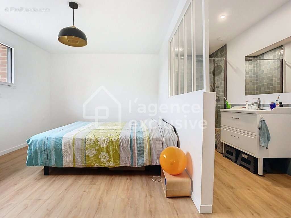 Maison à MONS-EN-PEVELE