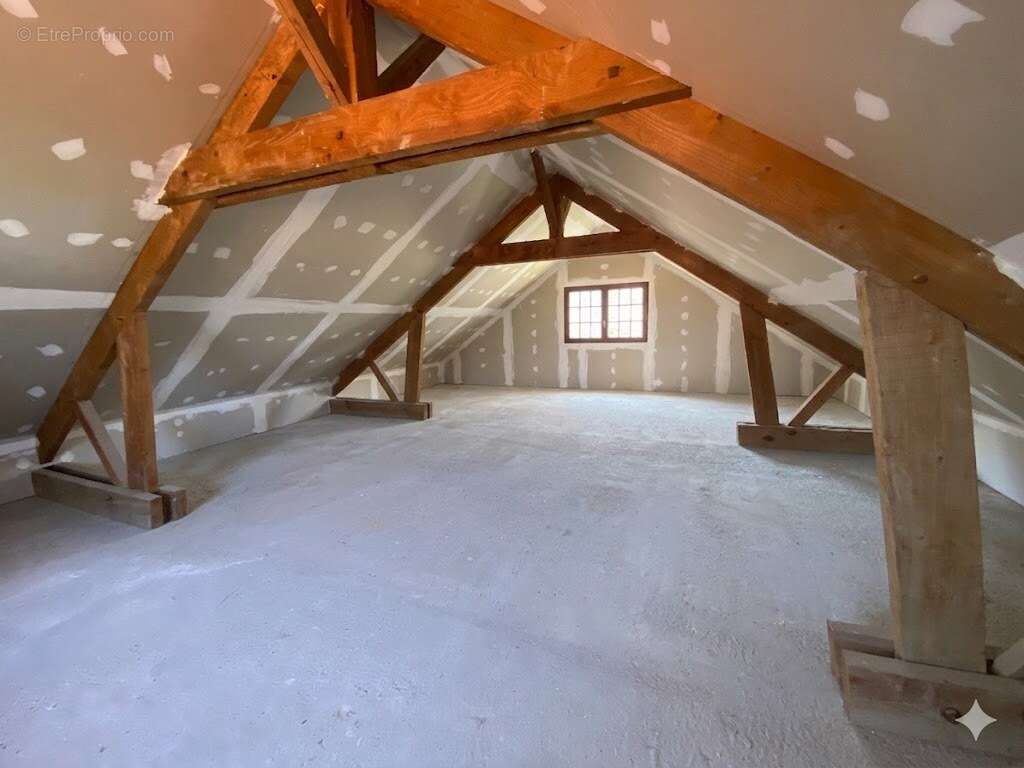 Maison à ROSNY-SUR-SEINE