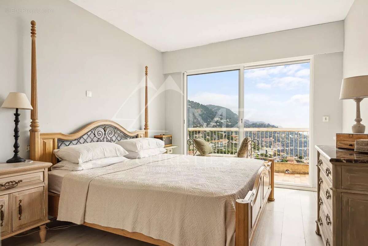 Appartement à VILLEFRANCHE-SUR-MER
