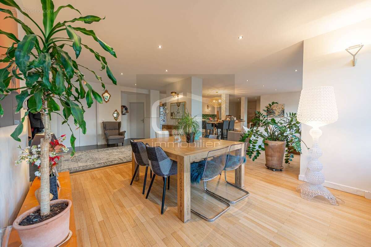 Appartement à SEVRIER